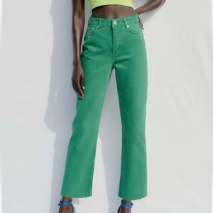 NWOT Green Zara Straight Cropped Jeans